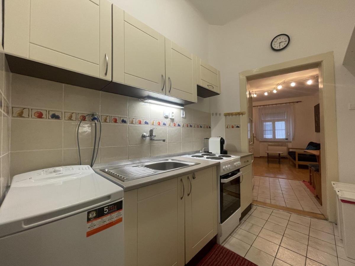 Orient Express Istanbul By Zazi Apartment บราติสลาวา ภายนอก รูปภาพ