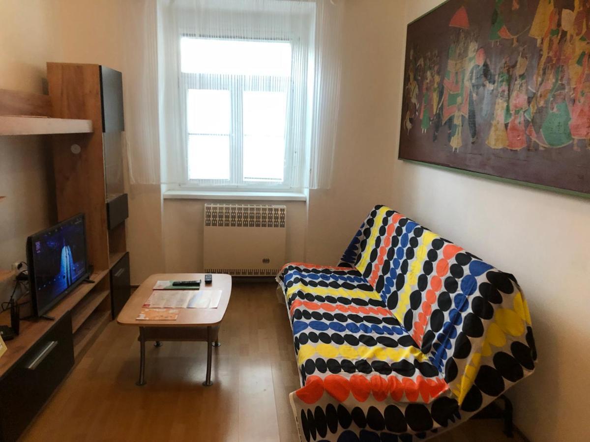 Orient Express Istanbul By Zazi Apartment บราติสลาวา ภายนอก รูปภาพ